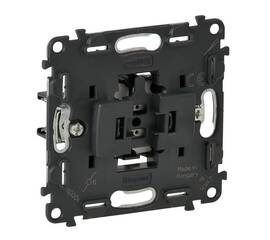 Переключатель одноклавишный Legrand Valena Мех In Matic 10A 250V с подсветкой 752016