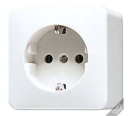 Розетка с заземлением Jung 321A