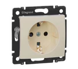 Розетка 2К+3 Legrand Valena 16A 250V со шторками слоновая кость 774321