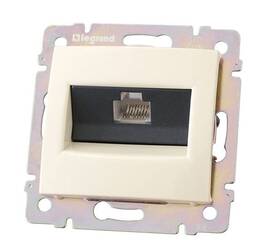 Розетка компьютерная RJ45 Legrand Valena 5e кат UTP слоновая кость 774130