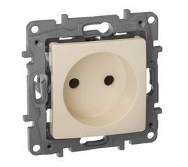 Розетка 2К Legrand Etika 16A 250V немецкий стандарт слоновая кость 672320
