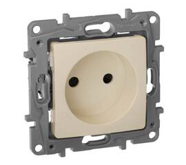 Розетка 2К Legrand Etika 16A 250V со шторками слоновая кость 672334