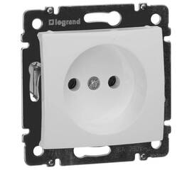 Розетка 2К Legrand Valena 16A 250V б/з белая 774416