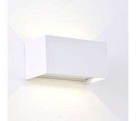 Уличный настенный светодиодный светильник Mantra Davos 8606