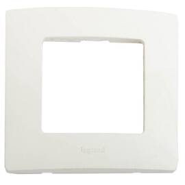 Рамка 1-постовая Legrand Etika белая 672501