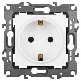 Розетка одноместная со шторками Эра 12-2102-01М Б0065661