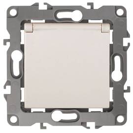 Розетка 2P+E Schuko со шторками с крышкой Эра 12-2103-02 Б0014694