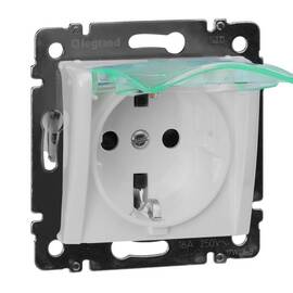 Розетка 2К+З Legrand Valena 16A 250V со шторками крышкой немецкий стандарт белая 774220