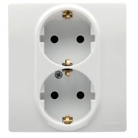 Розетка 2X2К+З Legrand Etika 16A 250V со шторками немецкий стандарт белая 672233