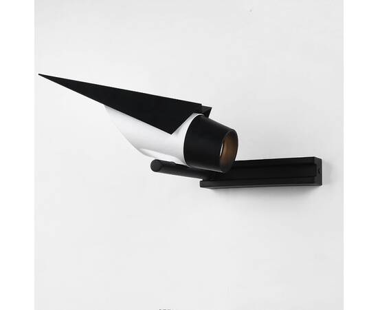 Настенный светильник ImperiumLoft Strizh 134745-22