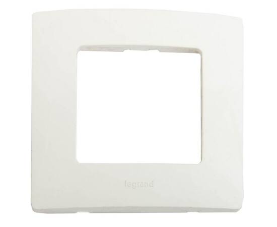 Рамка 1-постовая Legrand Etika белая 672501