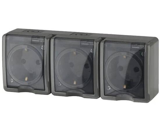 Розетка ЭРА Эксперт 3х2P+E IP54 со шторками 16A 250V 11-2406-03 Б0020723