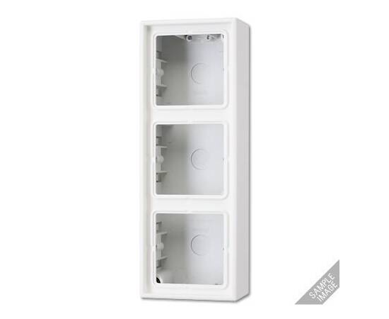 Коробка трехместная Jung LS583ASW