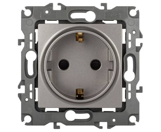 Розетка одноместная со шторками Эра 12-2102-16 Б0065651