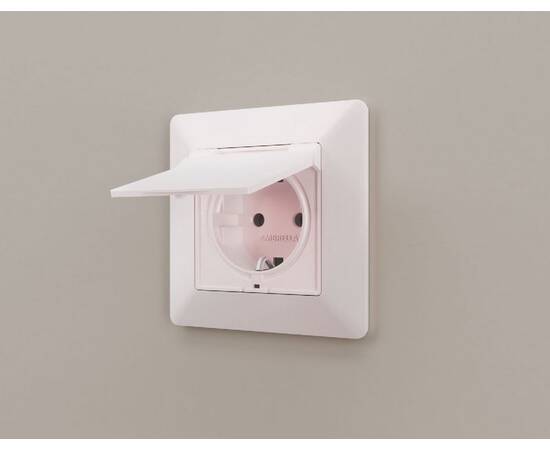 Лицевая панель для розетки с/з со шторками и крышкой Ambrella Volt Alfa AP2080, изображение 2