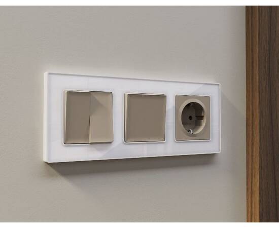 Лицевая панель для розетки с/з Ambrella Volt Alfa AP3660, изображение 2