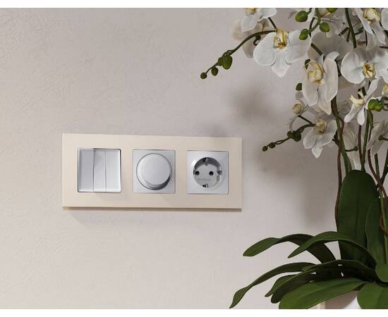 Лицевая панель для выключателя трехклавишного Ambrella Volt Alfa AP4050, изображение 2