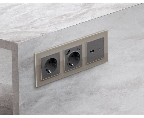 Лицевая панель для розетки с/з со шторками Ambrella Volt Alfa AP6570, изображение 2