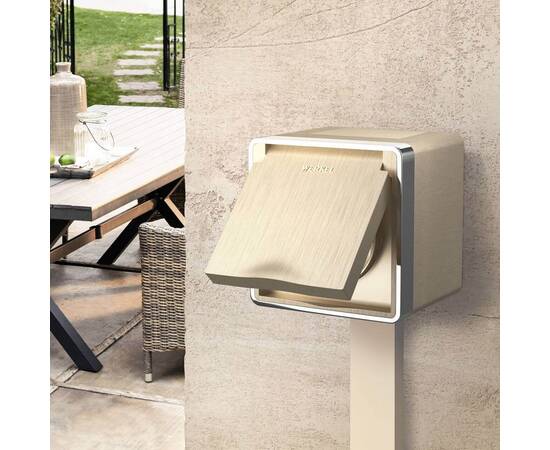 Розетка влагозащищенная с заземлением с защитной крышкой и шторками Werkel Gallant шампань рифленый W5071210 4690389164613, изображение 2