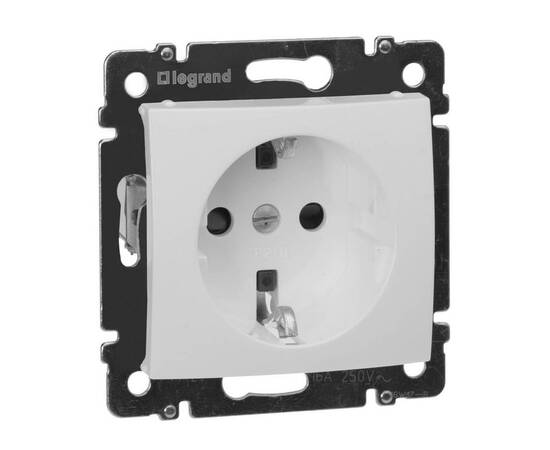 Розетка 2К+3 Legrand Valena 16A 250V со шторками белая 774421