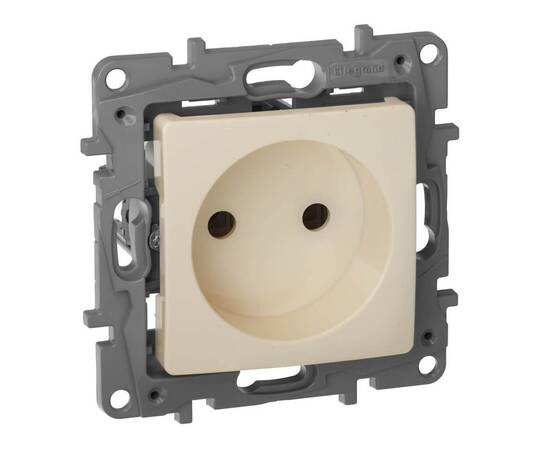Розетка 2К Legrand Etika 16A 250V немецкий стандарт слоновая кость 672320