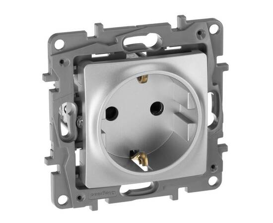 Розетка 2К+З Legrand Etika 16A 250V со шторками немецкий стандарт алюминий 672422