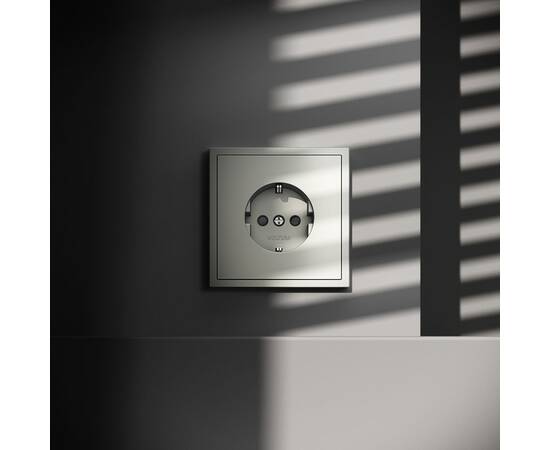 Розетка со шторками Voltum S70 VLS040205, изображение 2