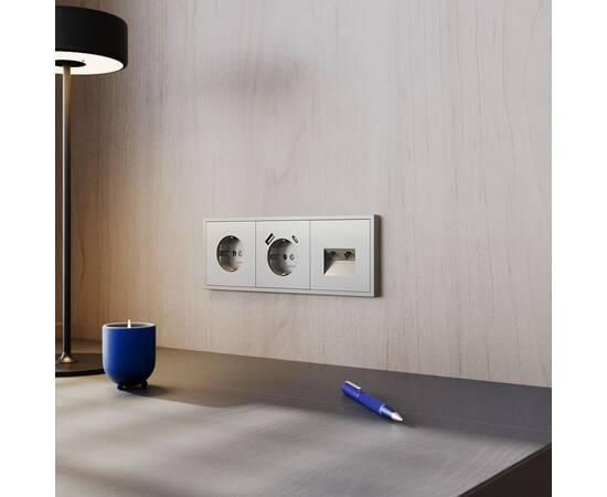 Рамка на 3 поста Voltum S70 VLS100304, изображение 4