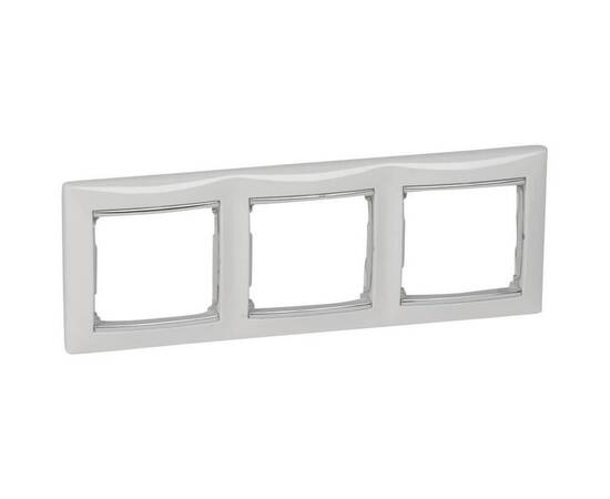Рамка 3-постовая Legrand Valena белая/серебряный штрих 770493