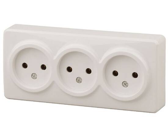 Розетка 3х2P Эра 11-2207-02 Б0020698