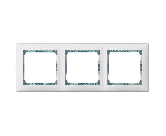 Рамка трехместная Legrand Valena Classic 694245