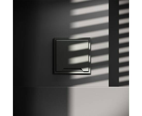 Розетка с защитными шторками и крышкой Voltum S70 VLS040306, изображение 2