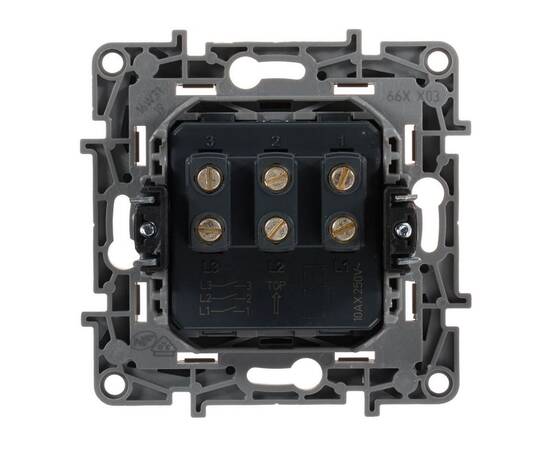 Выключатель трехклавишный Legrand Etika 10A 250V слоновая кость 672313, изображение 2