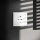 Розетка со шторками Voltum S70 VLS040201, изображение 2